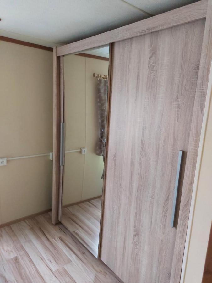 Mobilni Dum Rimini A Monaco V Kempu Ve Vyrovicich Vyrovice Kültér fotó